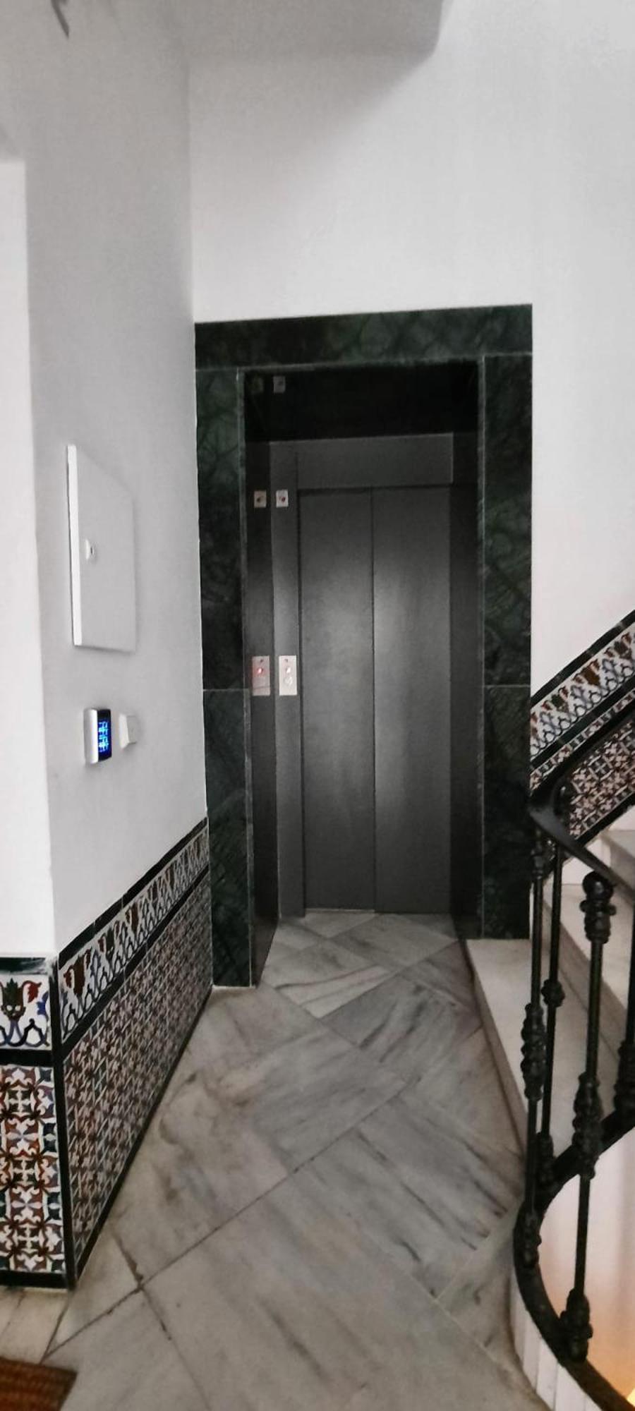 Budget & Lovely Setas * Seville